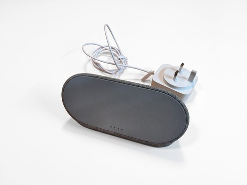 Google pixel tablet - tablet, charging